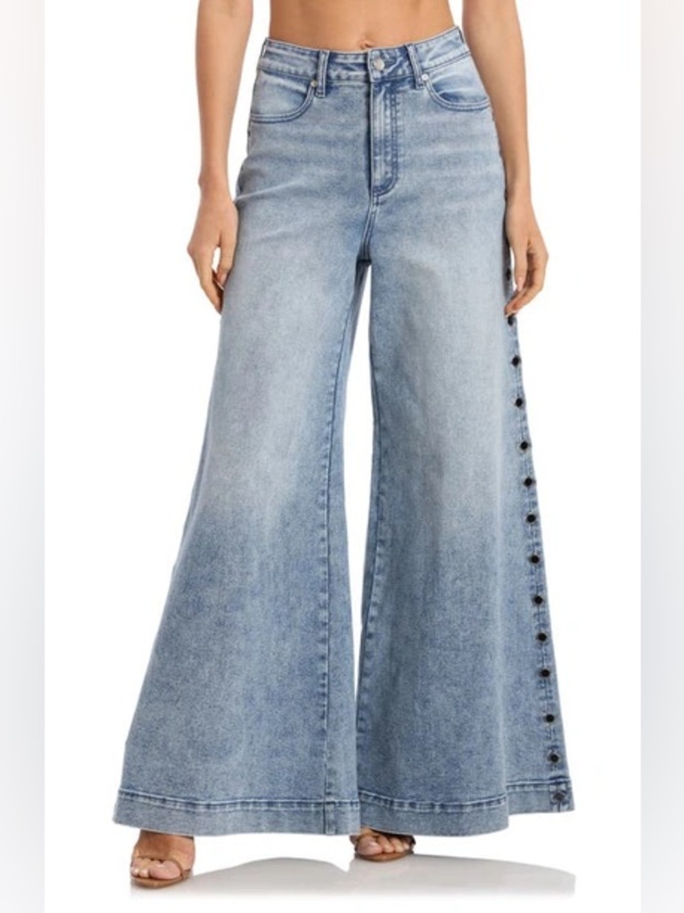 Avec Les Filles High Waist Grommet Flare Leg Jeans
